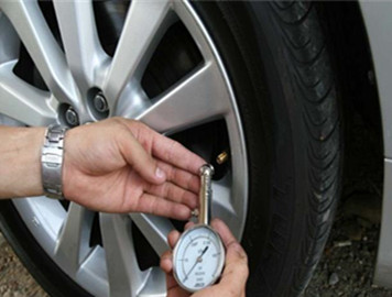 How much tire pressure is suitable for cars