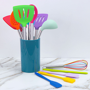 15pcs Silicone Cooking Utensils Kitchen Utensil Set Wooden Handle Kitchen Gadgets with Holder for Nonstick Cookware